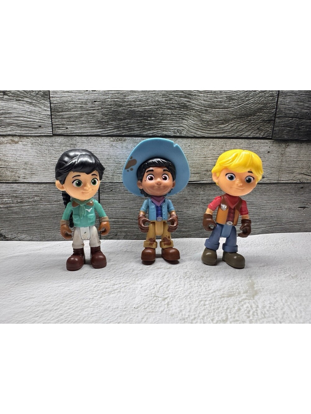 Dino Ranch Jazwares Figure Lot of 3 – Jon, Min & Miguel